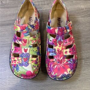 Alegria Vibrant Floral Sandals Size 7